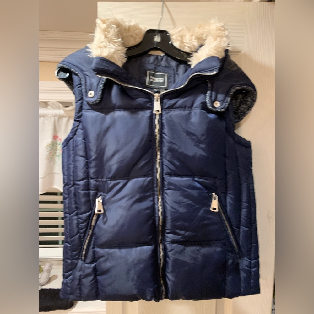 Foriegn Exchange hooded vest
